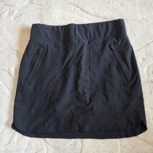 Athleta Black Tennis Golf Skort Skirt Built In Mesh Shorts with Zipper Pockets